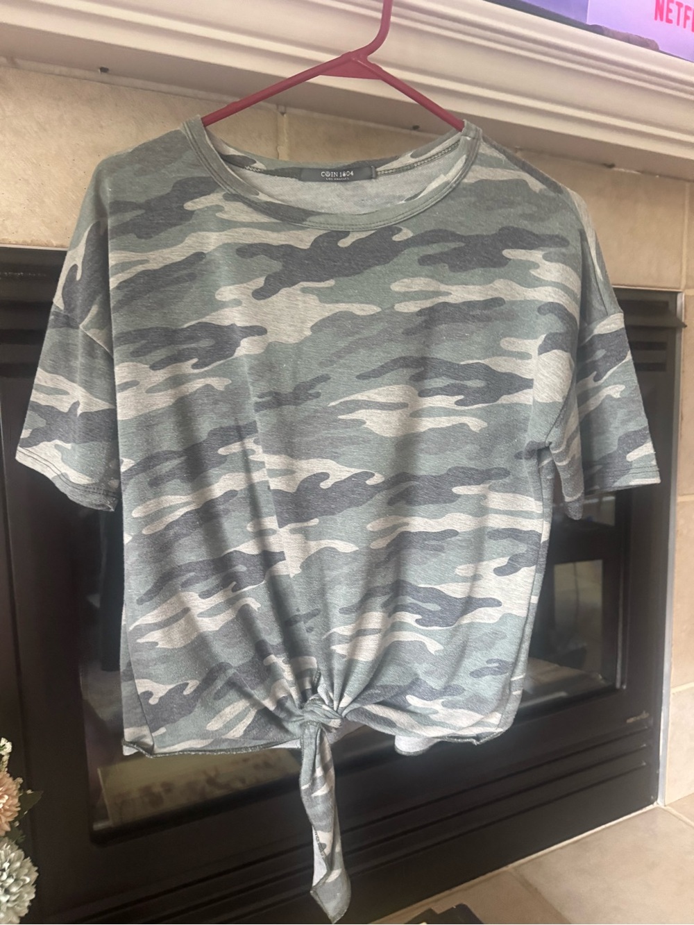 Camo Tie-Front Tee - Grey & Olive